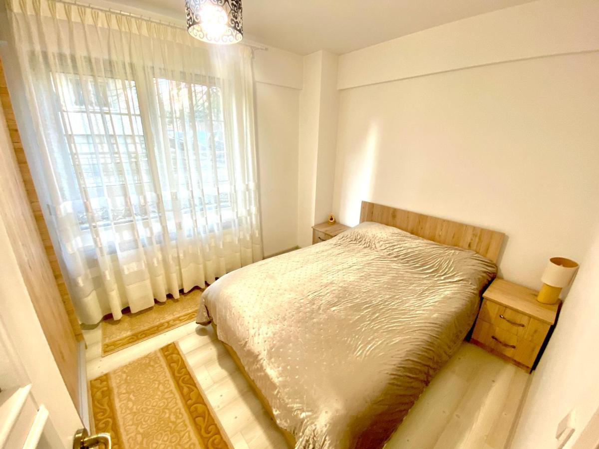Apartament Sara Apartment Яш Екстериор снимка